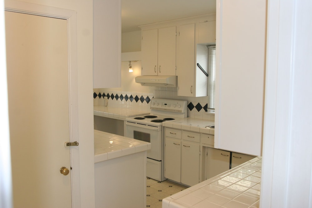 Niagara Riverview Inn - Image 4