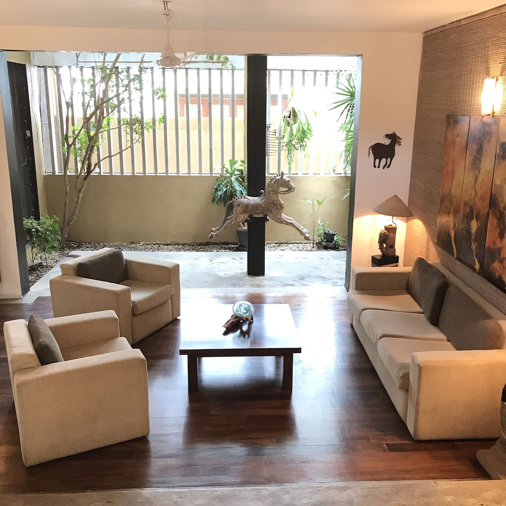 Villa Colombo Five