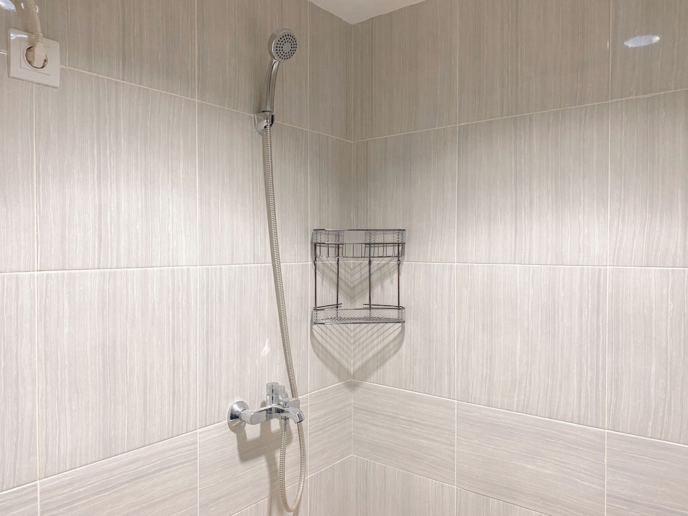 Modern Compact Studio Apartment At Vasanta Innopark