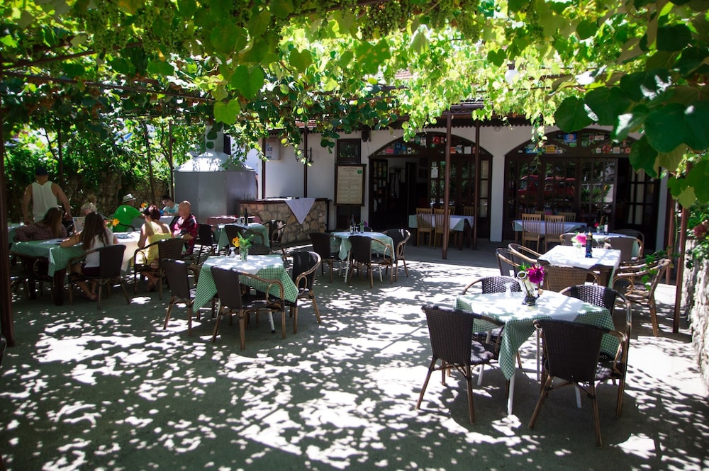 B&B Lovac Azurina