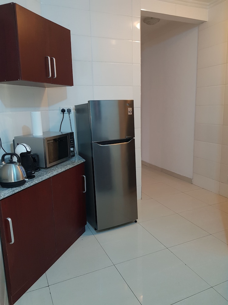 Cadogan Place Estate Apartment