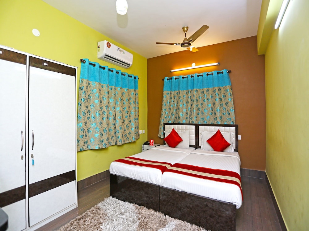 OYO 9718 Apartment near DLF IT Park