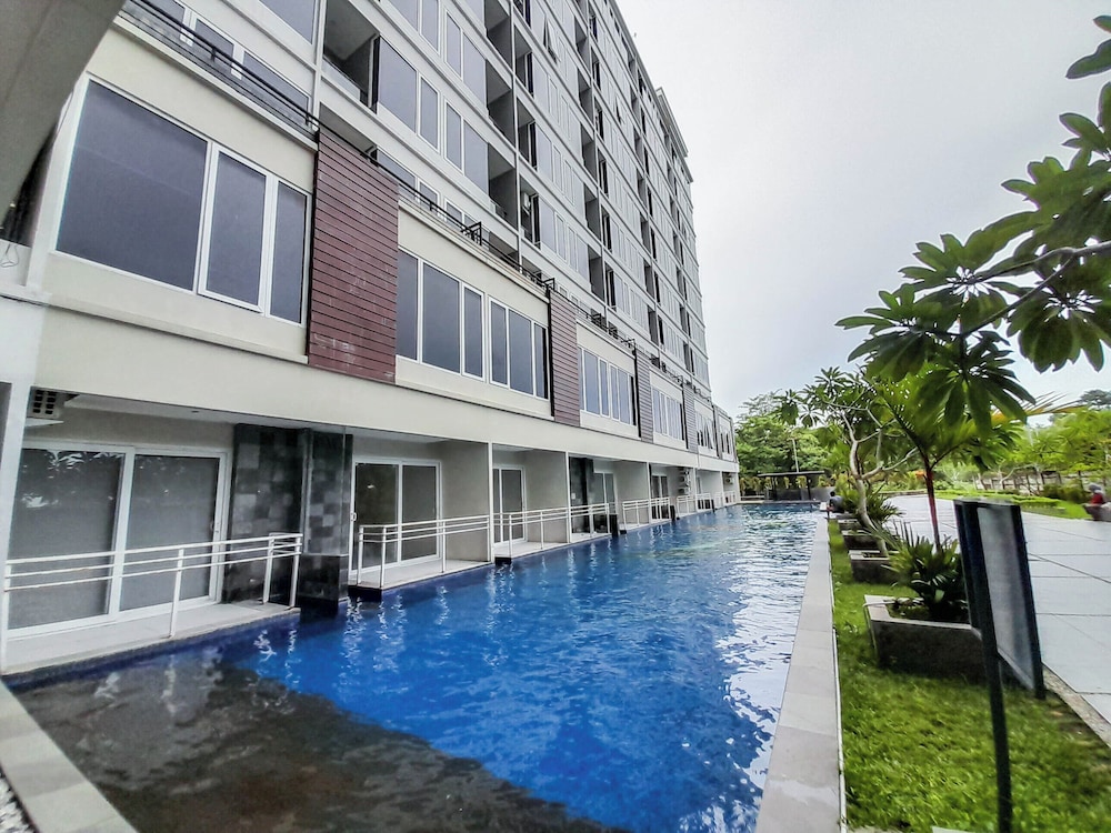 Spacious 2Br At Green Park Yogyakarta Apartment