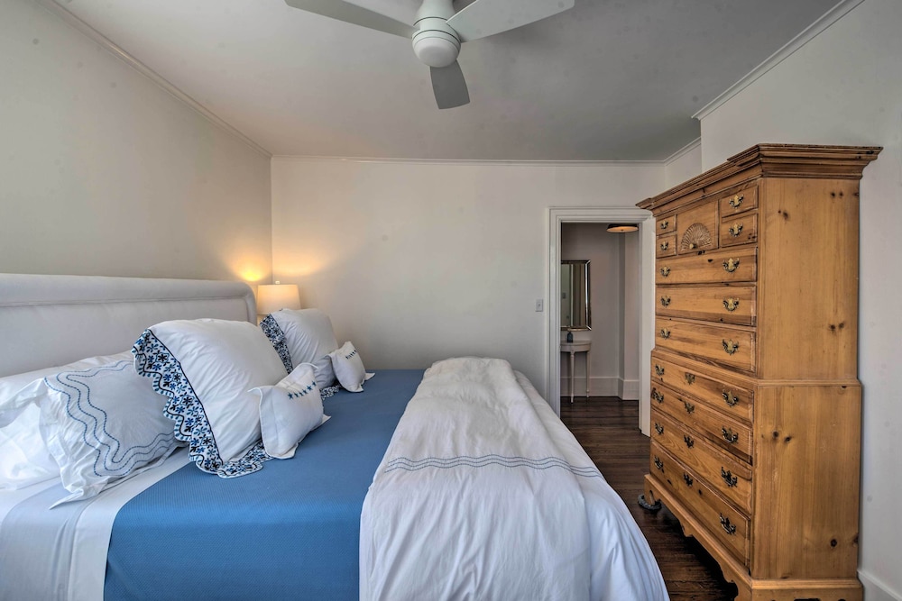 Couples Retreat in Nantucket Walk to Attractions!