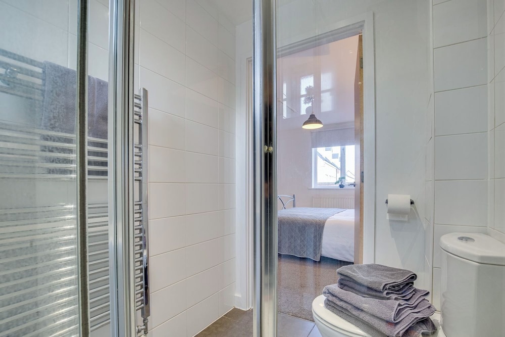 Quaint 1 Bedroom 1st Floor Flat