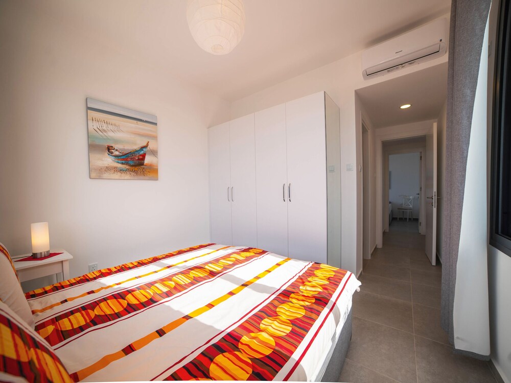 Homely and Convenient Apartment With Lovely sea View