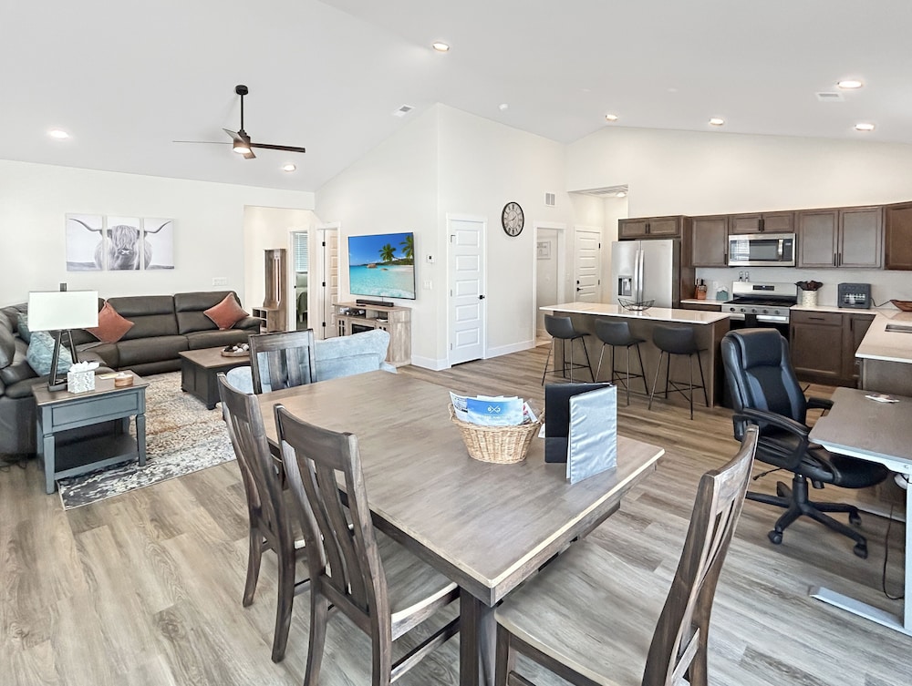 Founders Retreat Rest Reflect Revere 3 Bedroom Home