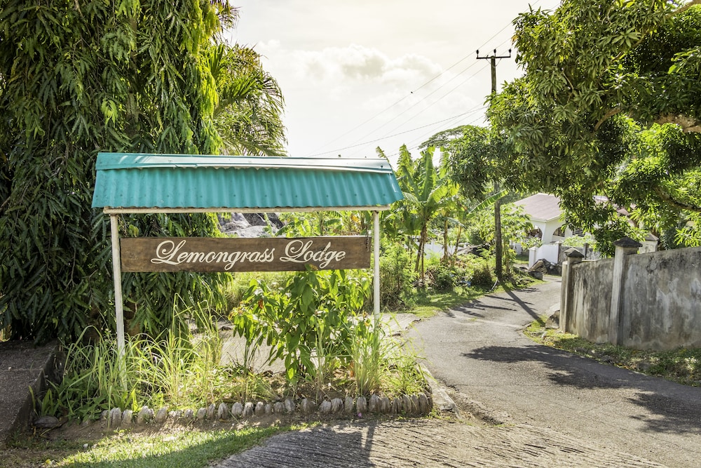 Lemongrass Lodge
