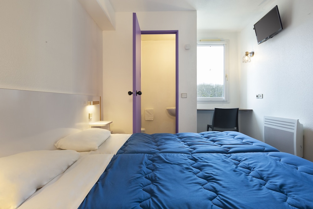 Cannes Vacations - Hotel Mister Bed Orleans Saran - Property Image 3