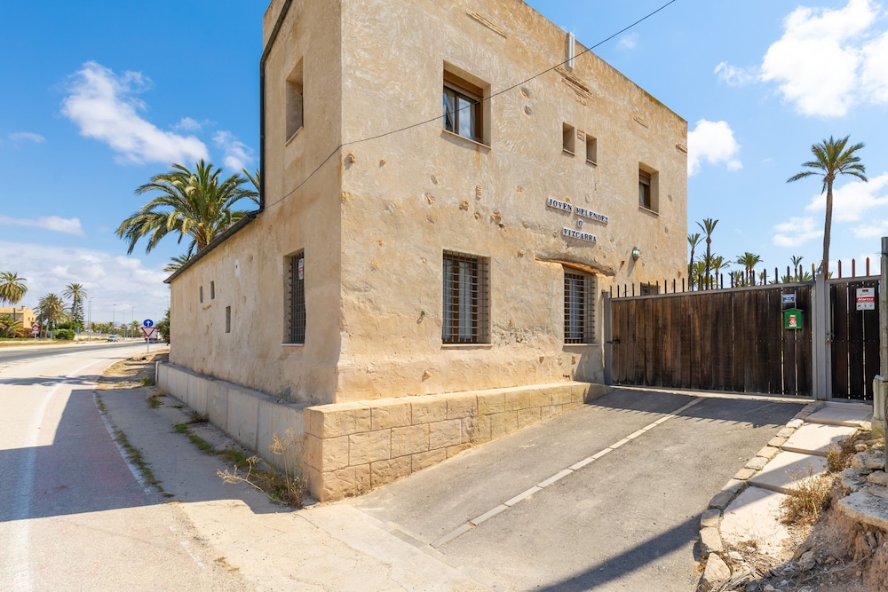 Historical Palms Villa by Fidalsa