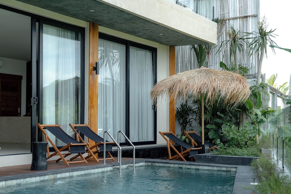 AMO Residences
