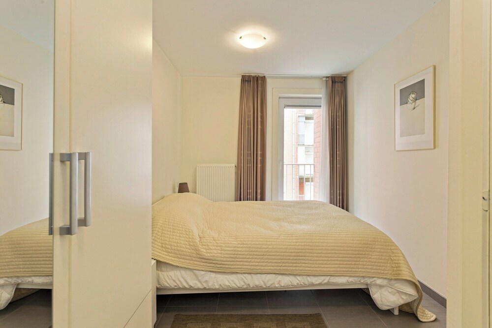 Flat in Blankenberge With Ocean Views