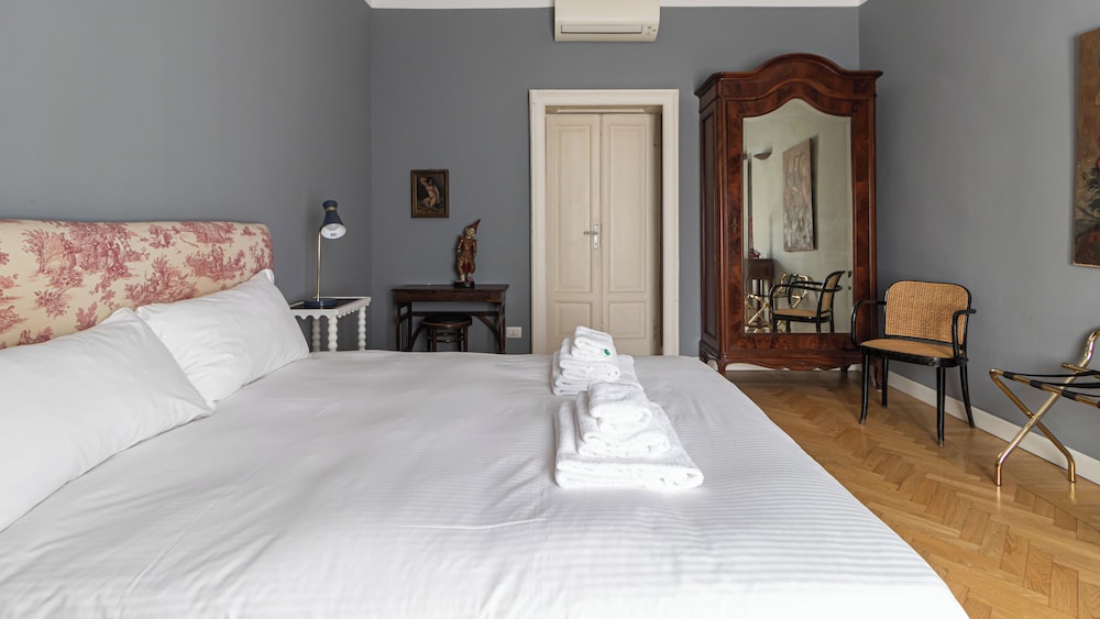 Italianway - Rosmini 13 B