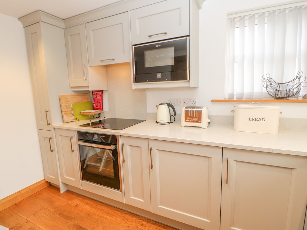 Penrith Vacations - Rose Cottage - Property Image 12