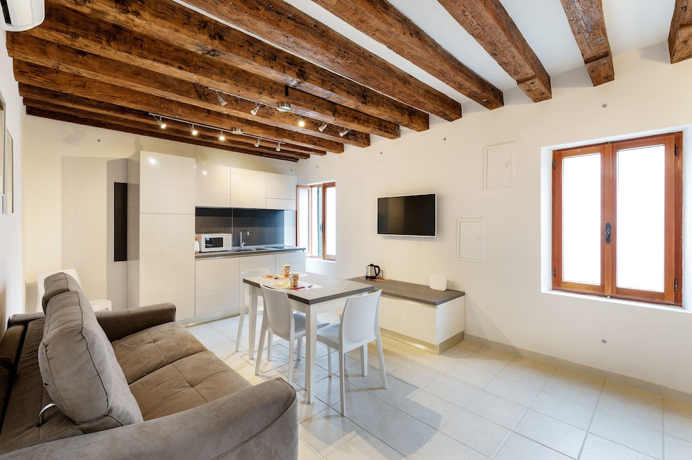 Cannareggio Elegant Apartment