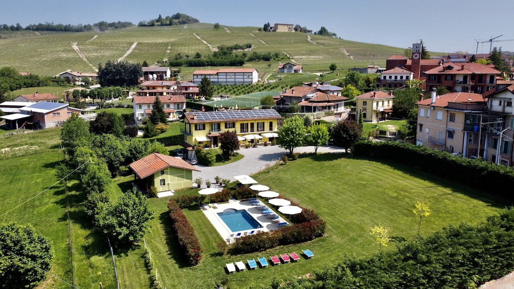 The Green GuestHouse
