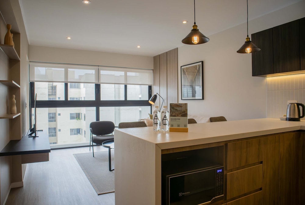 w Amazing 1BR in Miraflores Near Larcomar