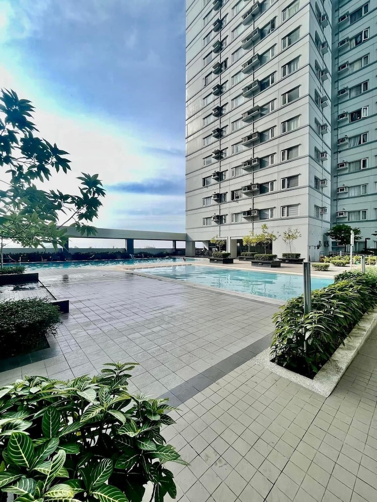 Avida Towers Davao city by darpm