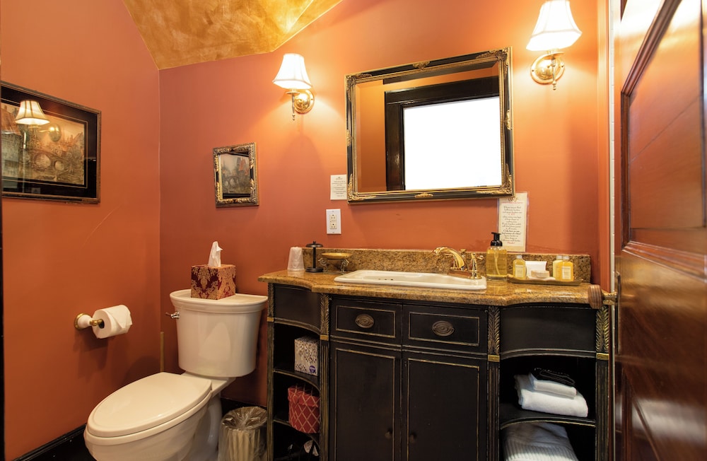 The Black Walnut B & B Inn