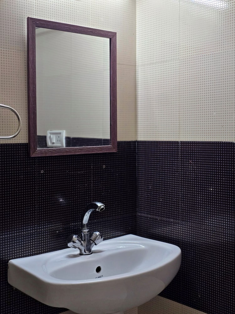 Hotel City Gold - Hotel in Dharamshala