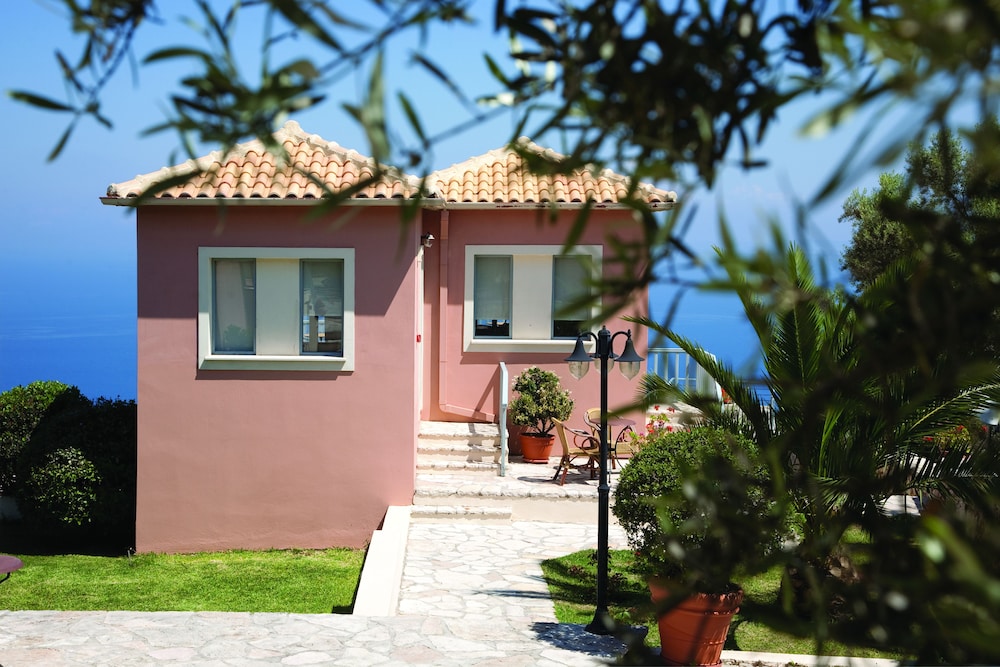 Mira Resort