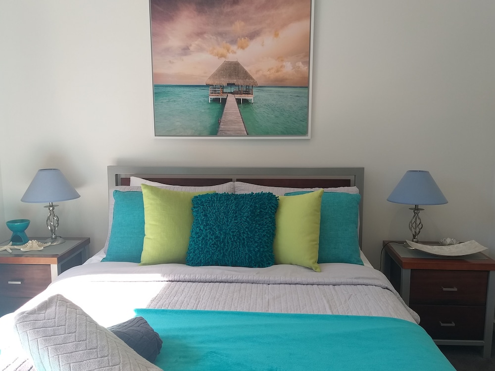 Island Cove Villas