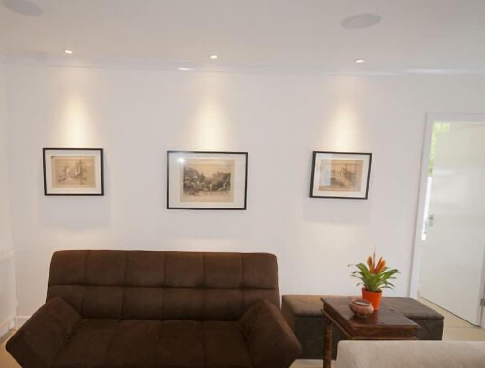 Crieff Armoury Luxury Self Catering Apartment