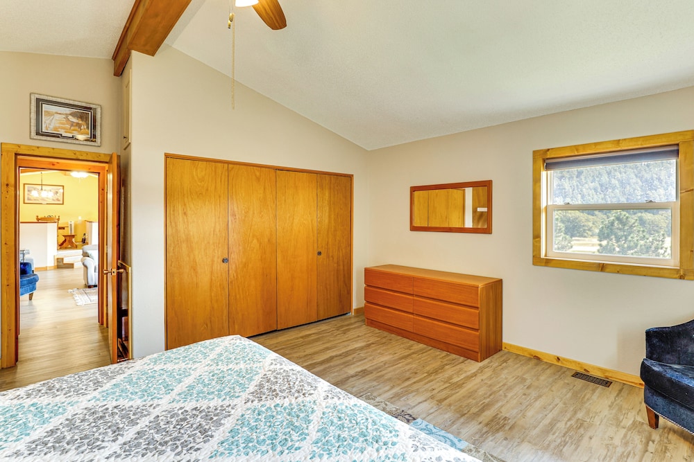 'hayward Valley House' Black Hills Family Retreat