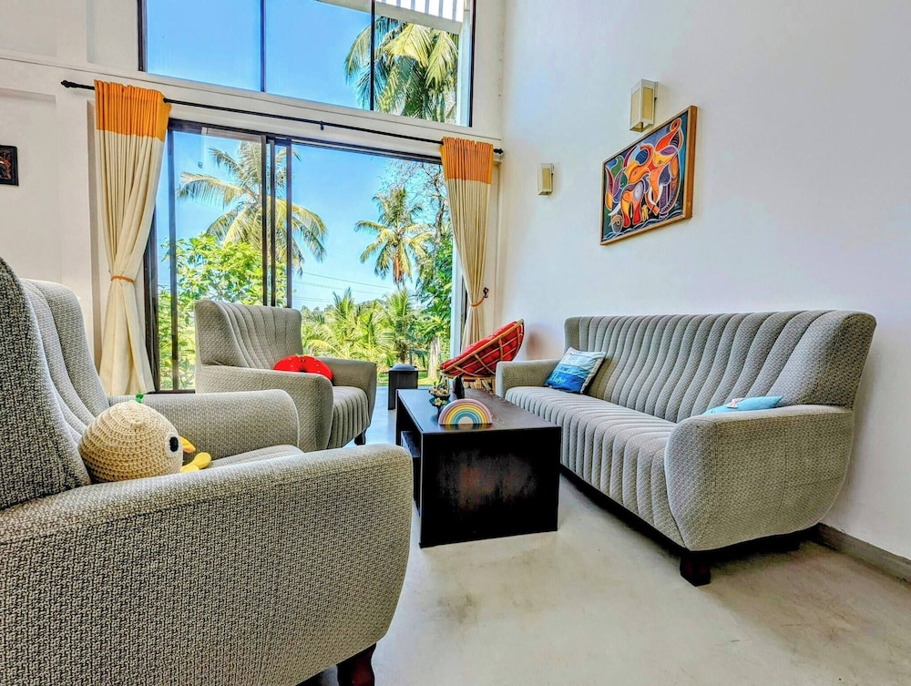 Room in Guest Room - Serene Oasis in Galle - Tranquil Retreat With Breathtaking Views