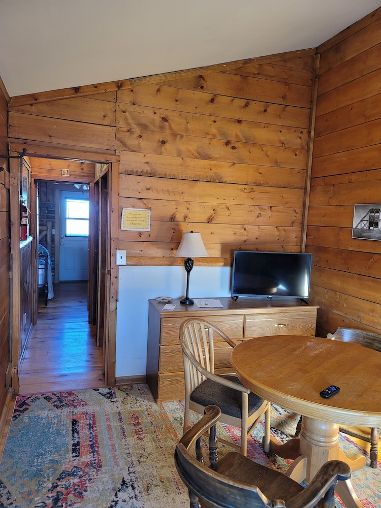 CopperLine Lodge