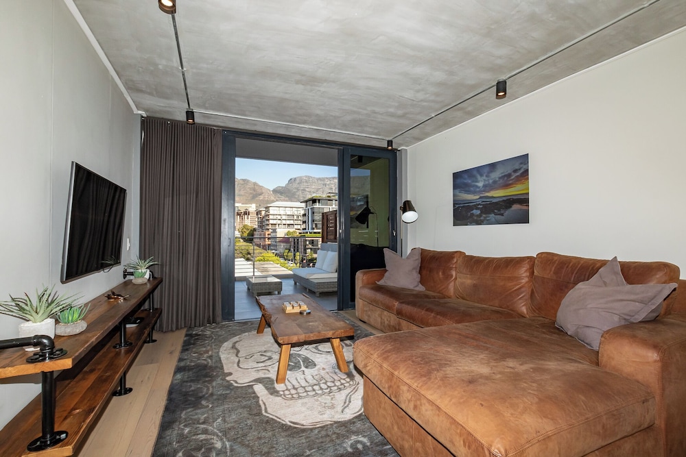 Docklands Deluxe Apartments by ITC Hospitality