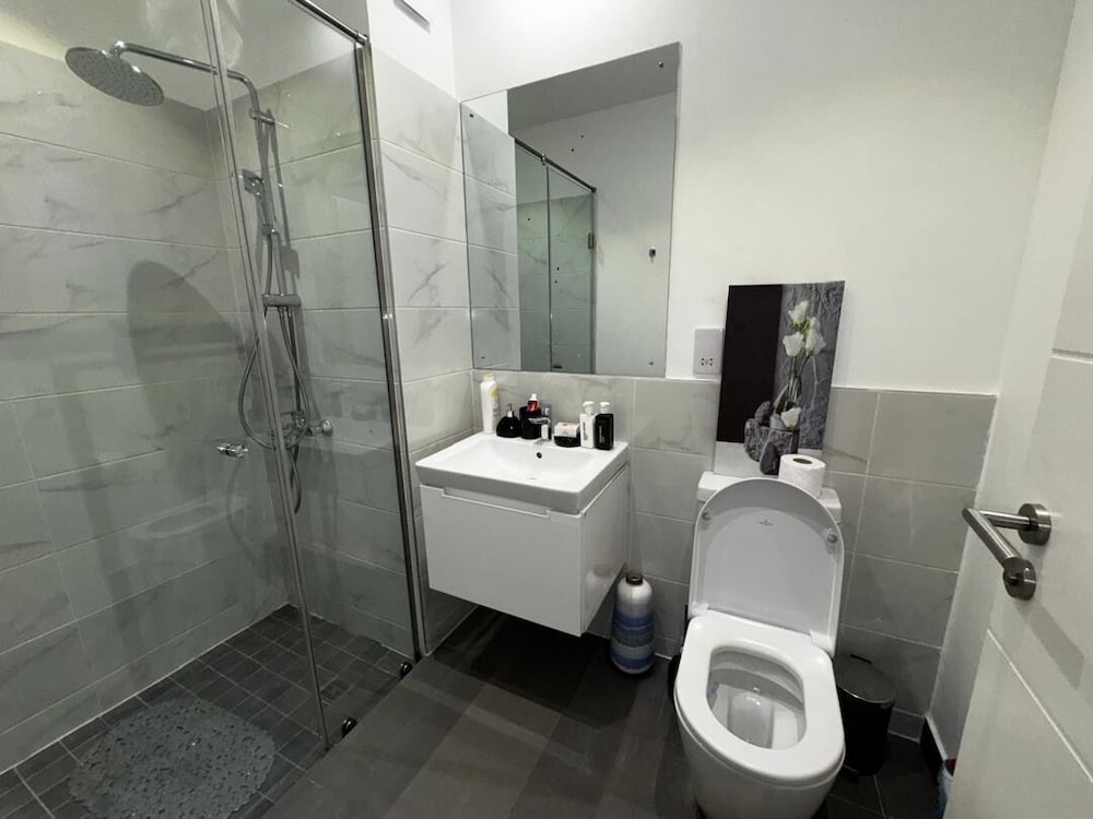EBS LEGEND ONE BEDROOM DUPLUX embassy