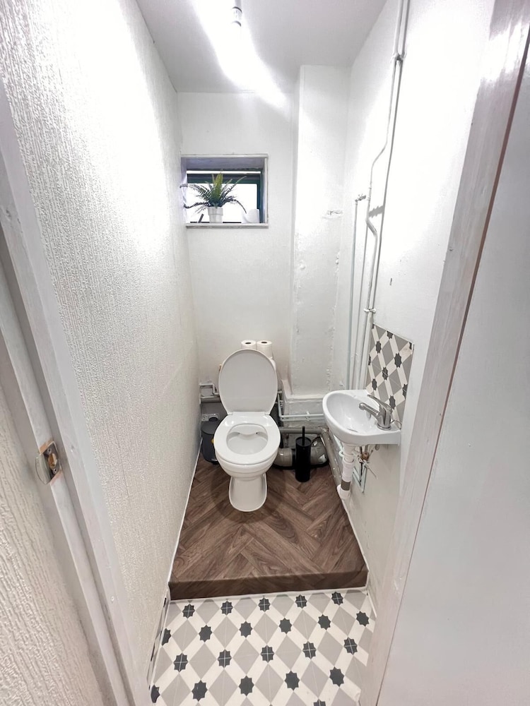 Nest And Limited