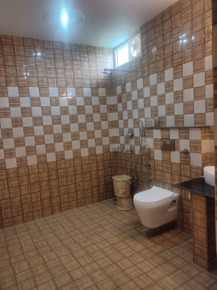 Photo 28