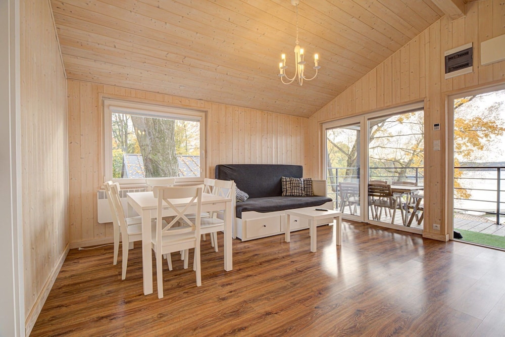Holiday Homes With a Lake View