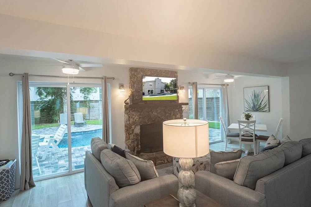 Barefoot Bungalow