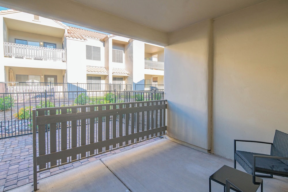 ROVE LIVING/KL - Hideaway North Scottsdale