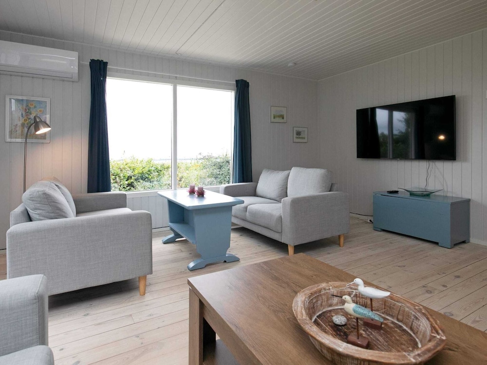 6 Person Holiday Home in Thyholm view 3