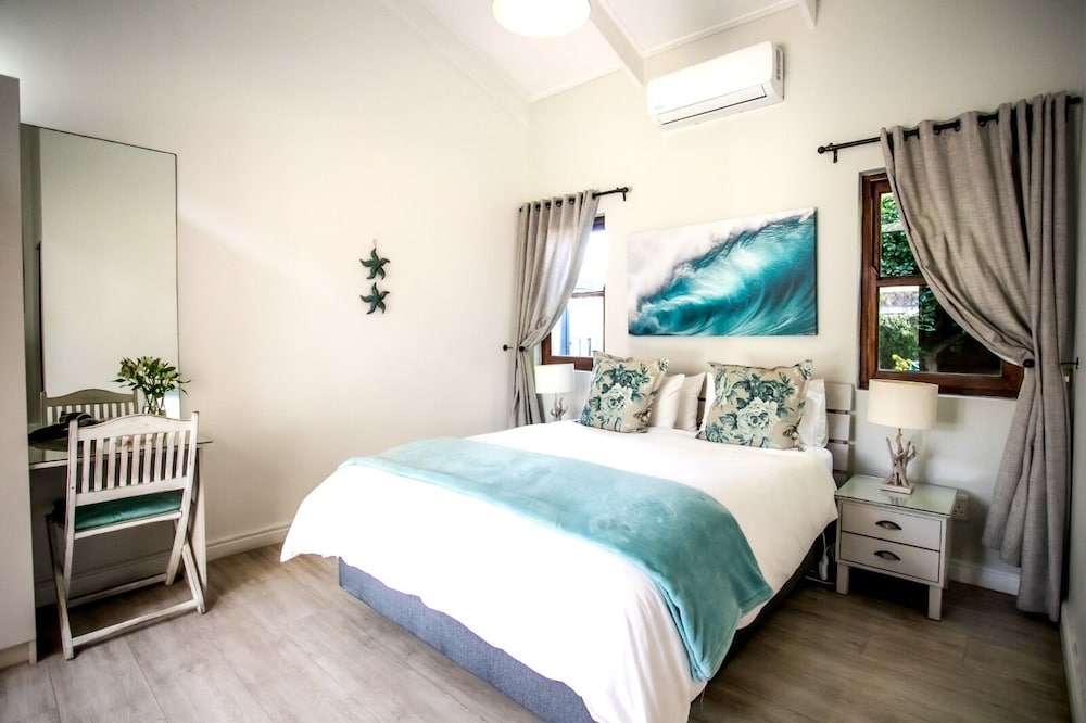 Sixteen Guest House on Main