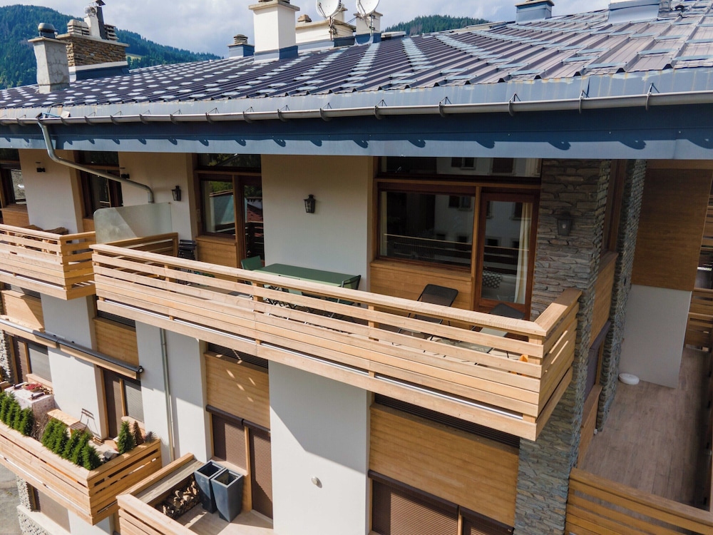 Apt Elegant With Balcony 9p/4br - Megeve Center