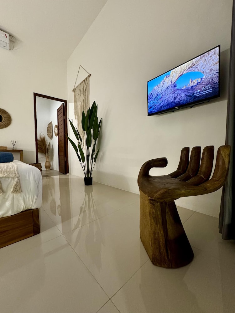 Villa Flora - Seseh Area