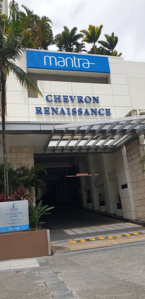 Chevron Tower3 has 2bedrooms 2beds With Car Park