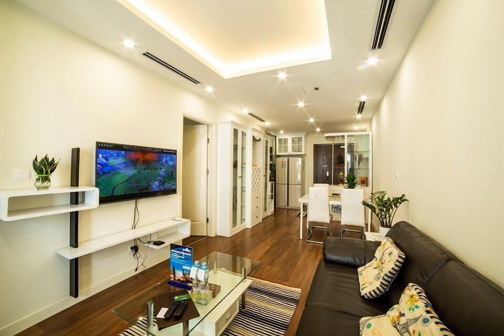 Bayhomes Imperia Garden