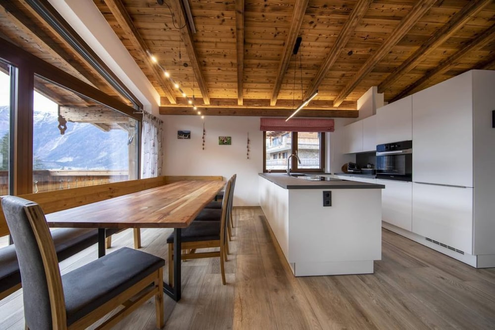 Welcoming Chalet Near Wildkogel Ski Arena