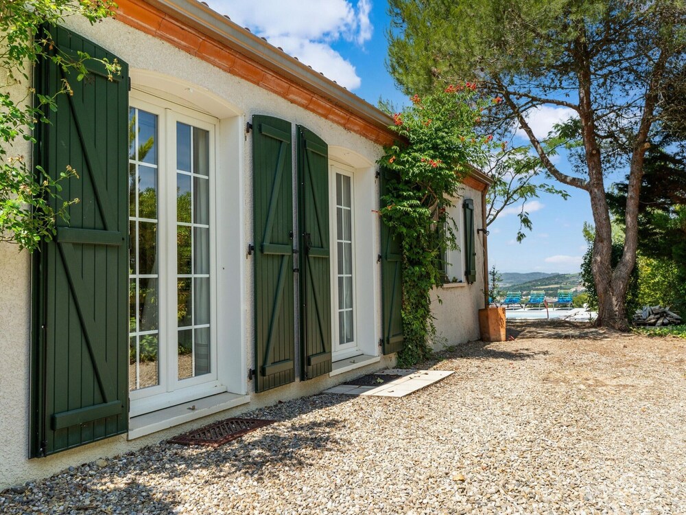 Charming Villa Stay Near Limoux