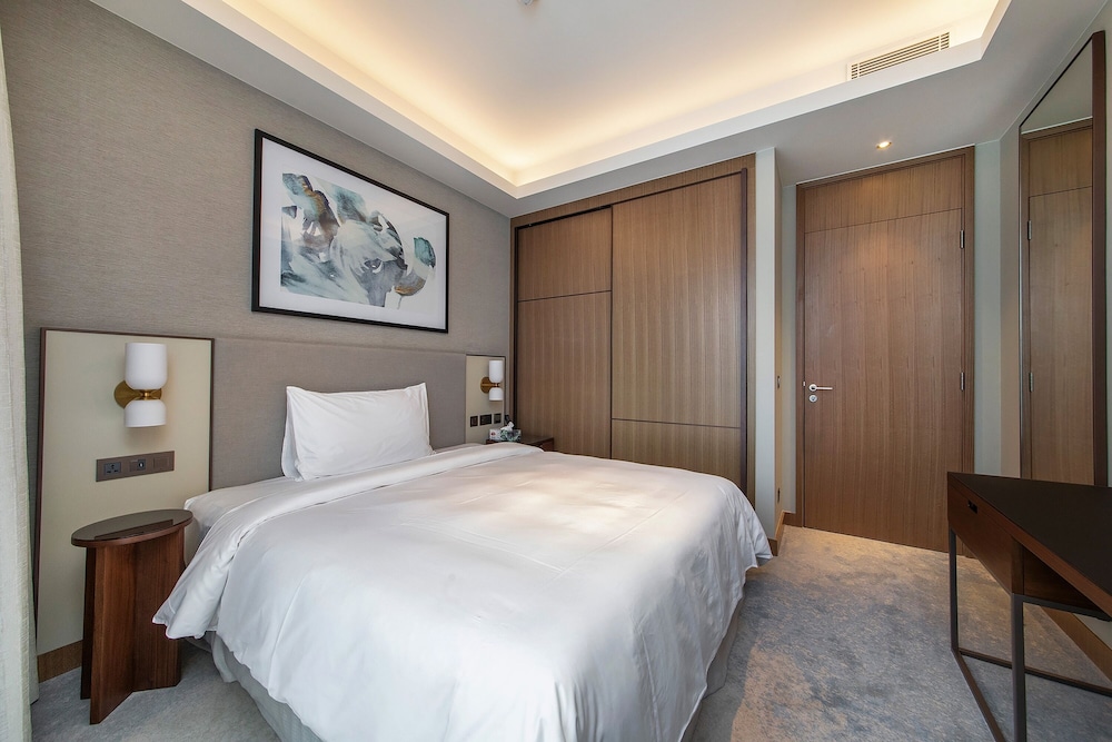 Deluxe 2BR Burj Khalifa & Fountain View