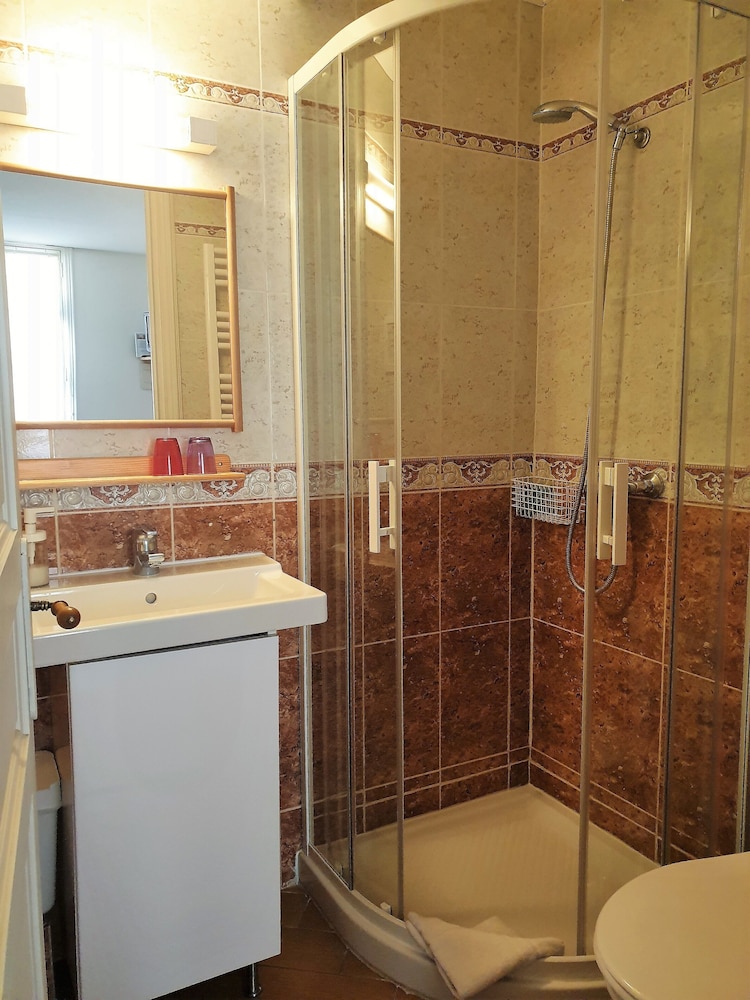L'Abri Sous Roche - Chambres d'hôtes