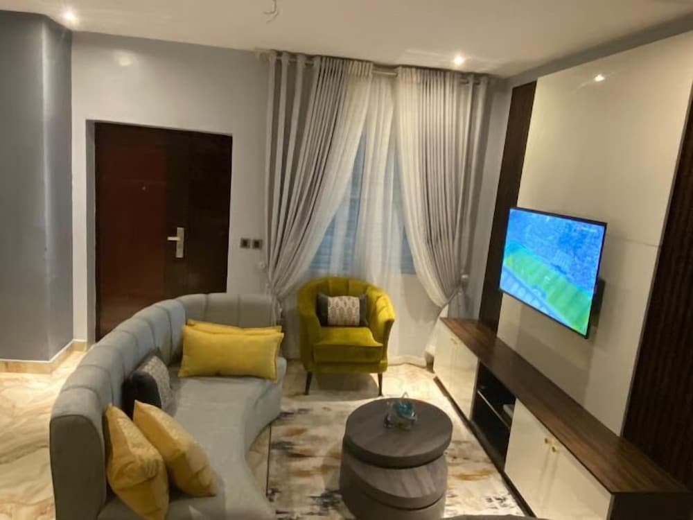 Bizzare Luxury Apartment