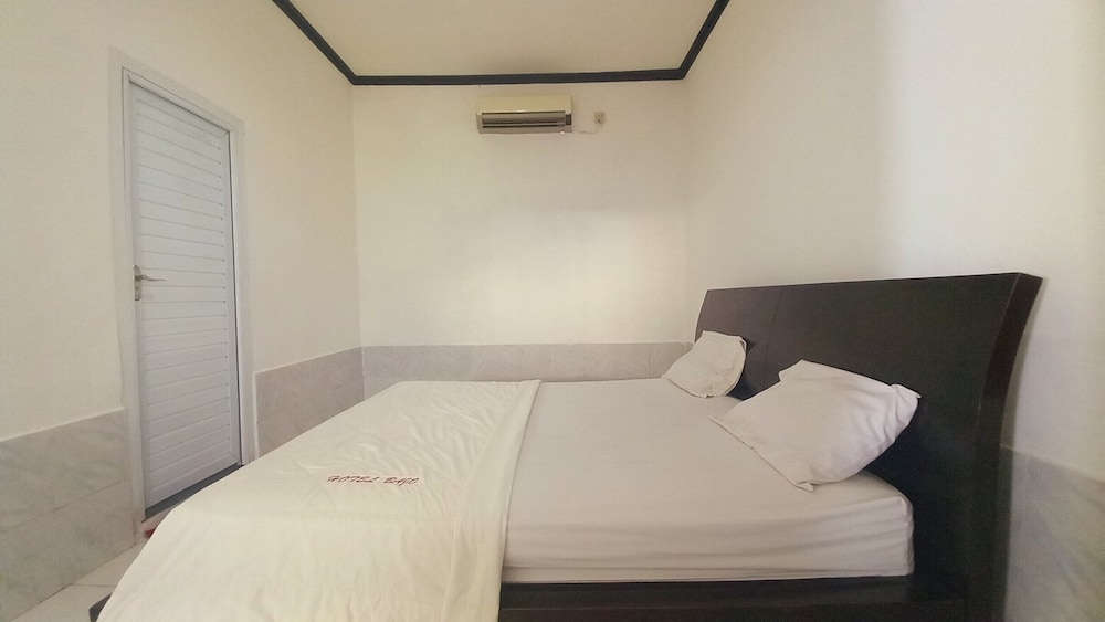 Hotel Bajo