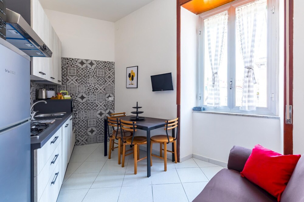 Emanuele III - 4 Bedroom Apartment